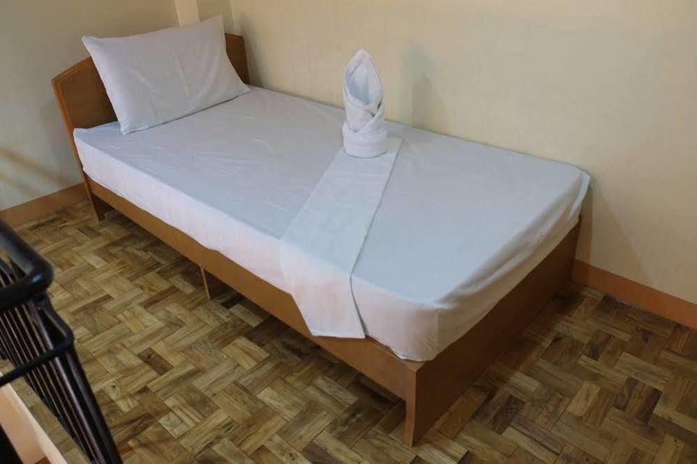 Southpole Pension House Cebu Екстериор снимка